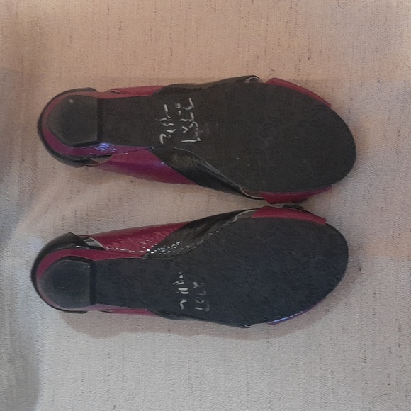 Poetic License Leather Peep Toe Tiny Heeled Sandals With Beaded Flowers 7.5 - Picture 8 of 14